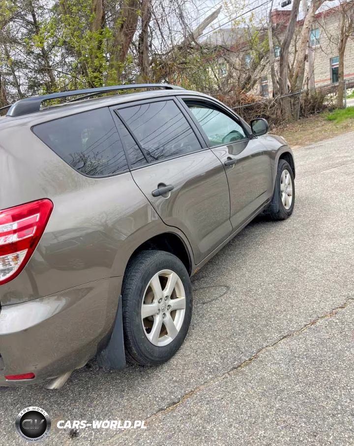 2011 Toyota Rav4 Base VIN:2T3BF4DV4BW176634 - 4