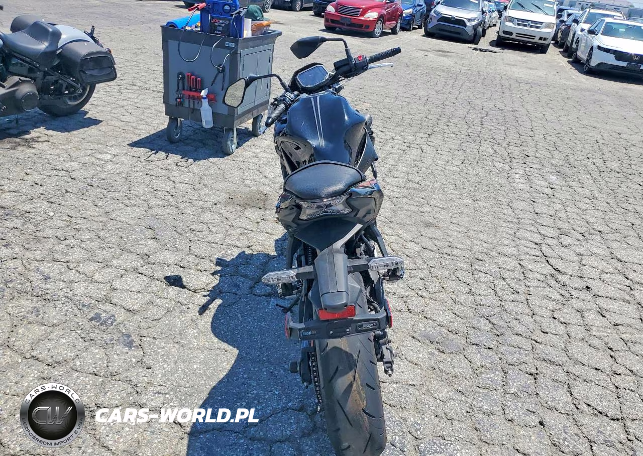 2025 Kawasaki Er650 P VIN:ML5EREP14SDAD6883 - 4