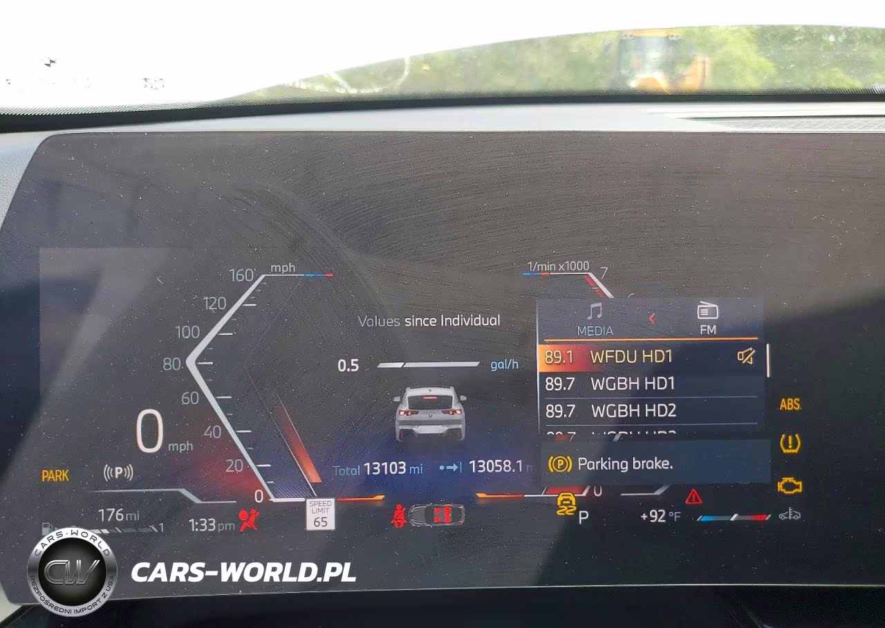 2025 BMW X2 xDrive28I VIN:WBX63GM00S5231168 - 9