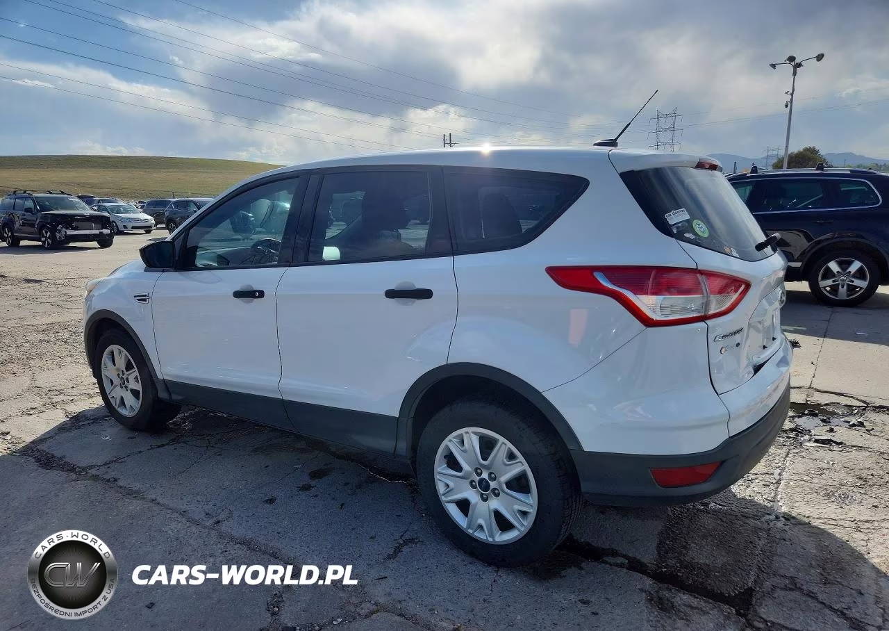 2013 Ford Escape S VIN:1FMCU0F71DUD69448 - 2