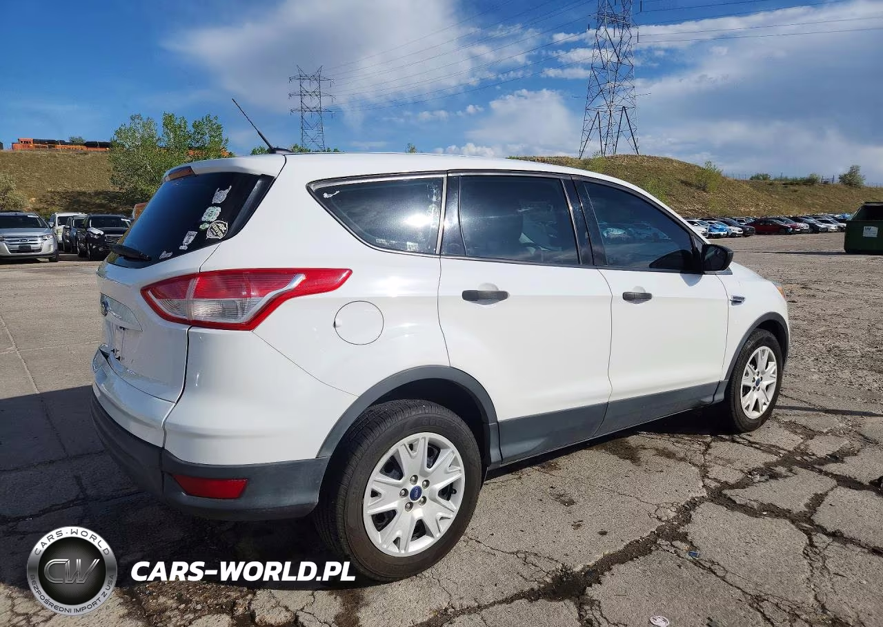 2013 Ford Escape S VIN:1FMCU0F71DUD69448 - 3