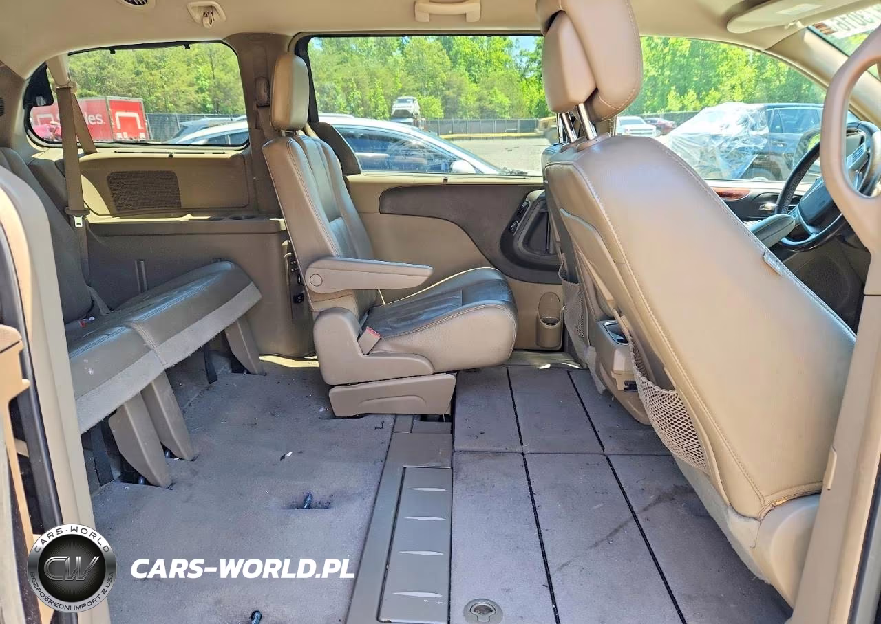 2012 Chrysler Town & Country Touring L VIN:2C4RC1CG9CR134769 - 11
