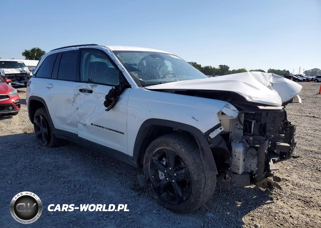 2023 Jeep Grand Cherokee Limited VIN:1C4RJHBG9PC579897 - 4
