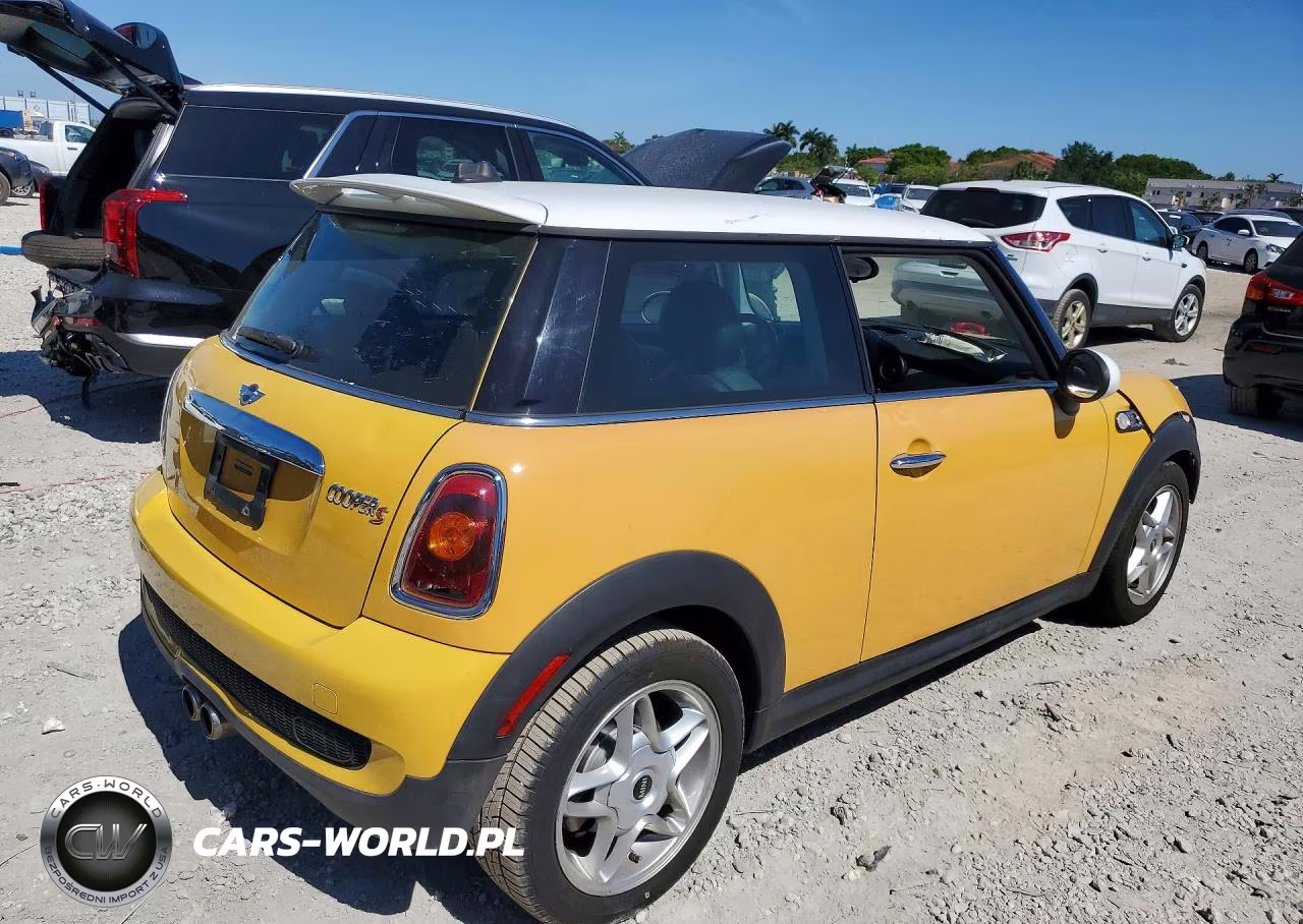 2009 Mini Cooper S VIN:WMWMF73599TW82904 - 3