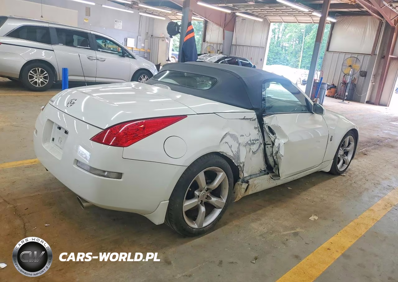 2007 Nissan 350Z Roadster VIN:JN1BZ36AX7M651559 - 3