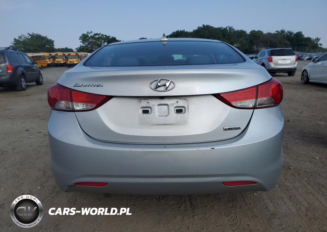 2013 Hyundai Elantra Gls VIN:5NPDH4AE0DH230173 - 6