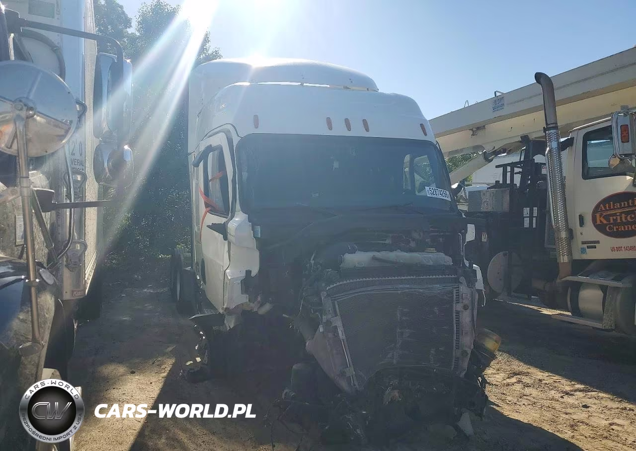 2019 Freightliner Cascadia 116 Semi Truck VIN:3AKJHPDV6KSKA4100 - 1