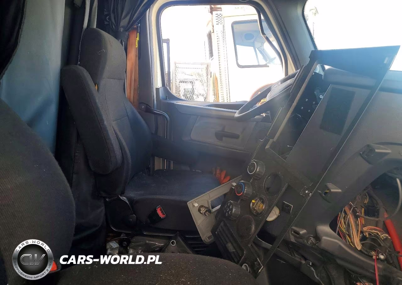 2019 Freightliner Cascadia 116 Semi Truck VIN:3AKJHPDV6KSKA4100 - 5