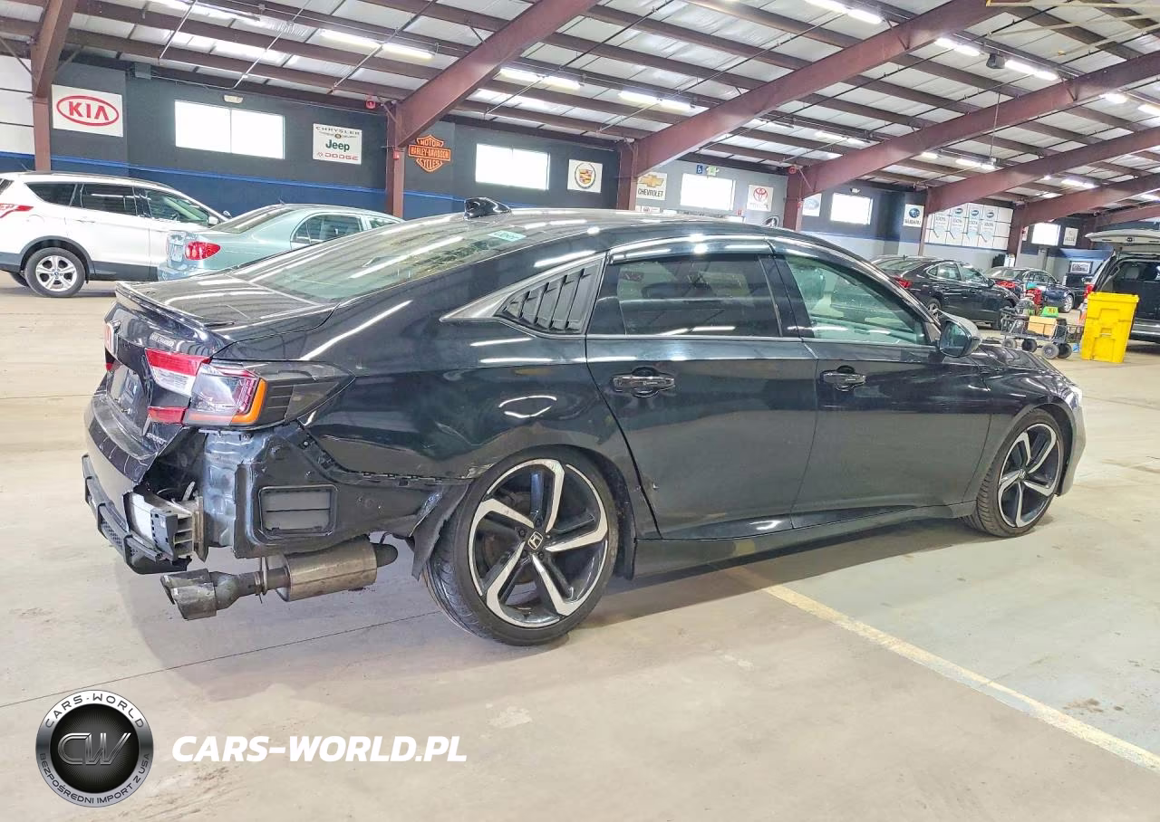 2018 Honda Accord Sport VIN:1HGCV1F30JA268808 - 3
