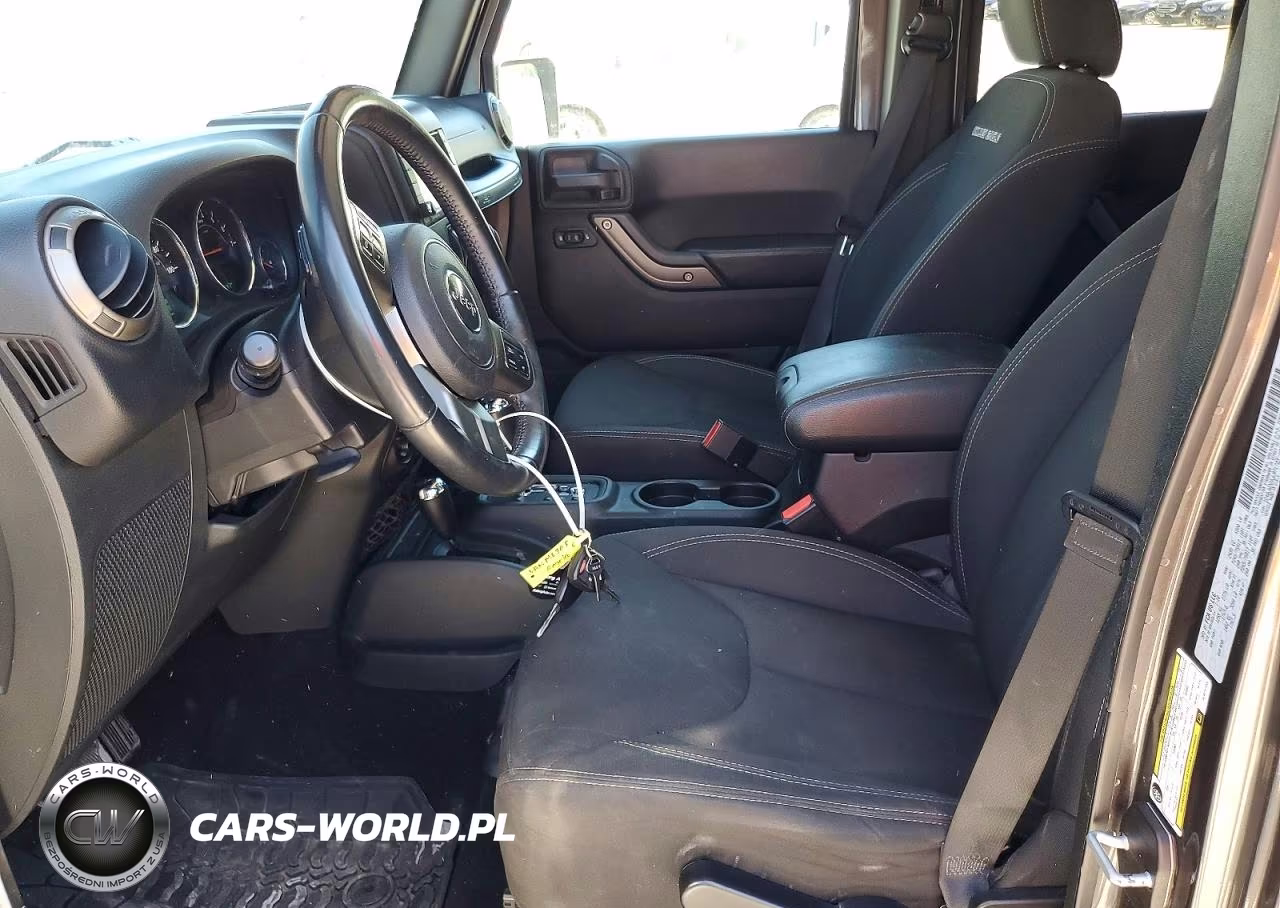 2018 Jeep Wrangler Unlimited Sport VIN:1C4BJWDG9JL871723 - 7