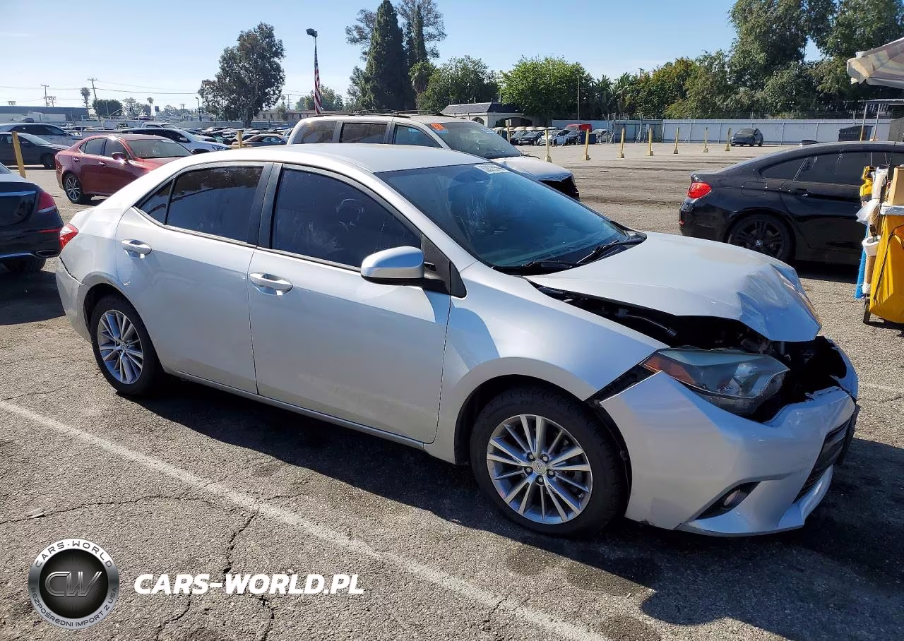 2015 Toyota Corolla Le Plus VIN:5YFBURHE8FP289354 - 4