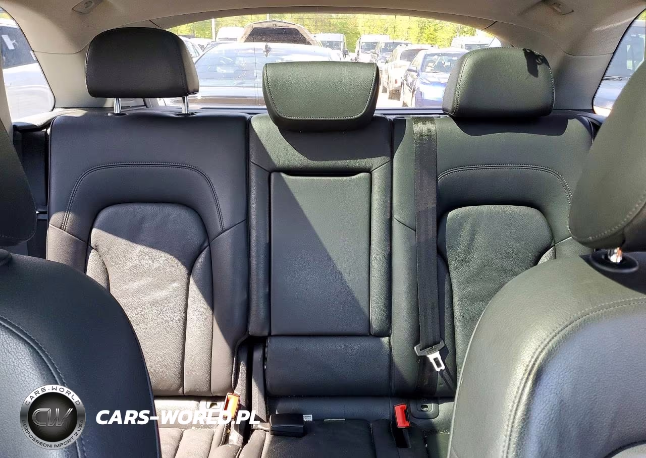 2014 Audi Q5 Premium Plus VIN:WA1LFAFP7EA010378 - 10