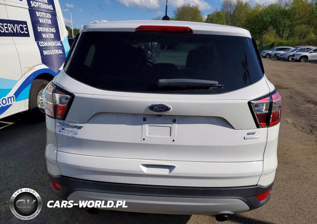 2017 Ford Escape Se VIN:1FMCU0GD8HUE37822 - 6