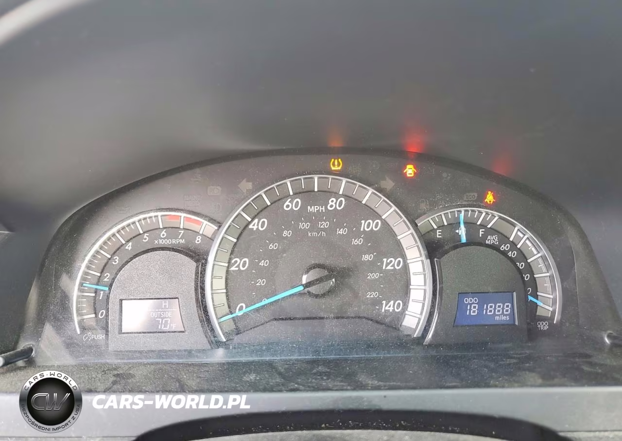 2014 Toyota Camry Se VIN:4T1BF1FK1EU794802 - 9
