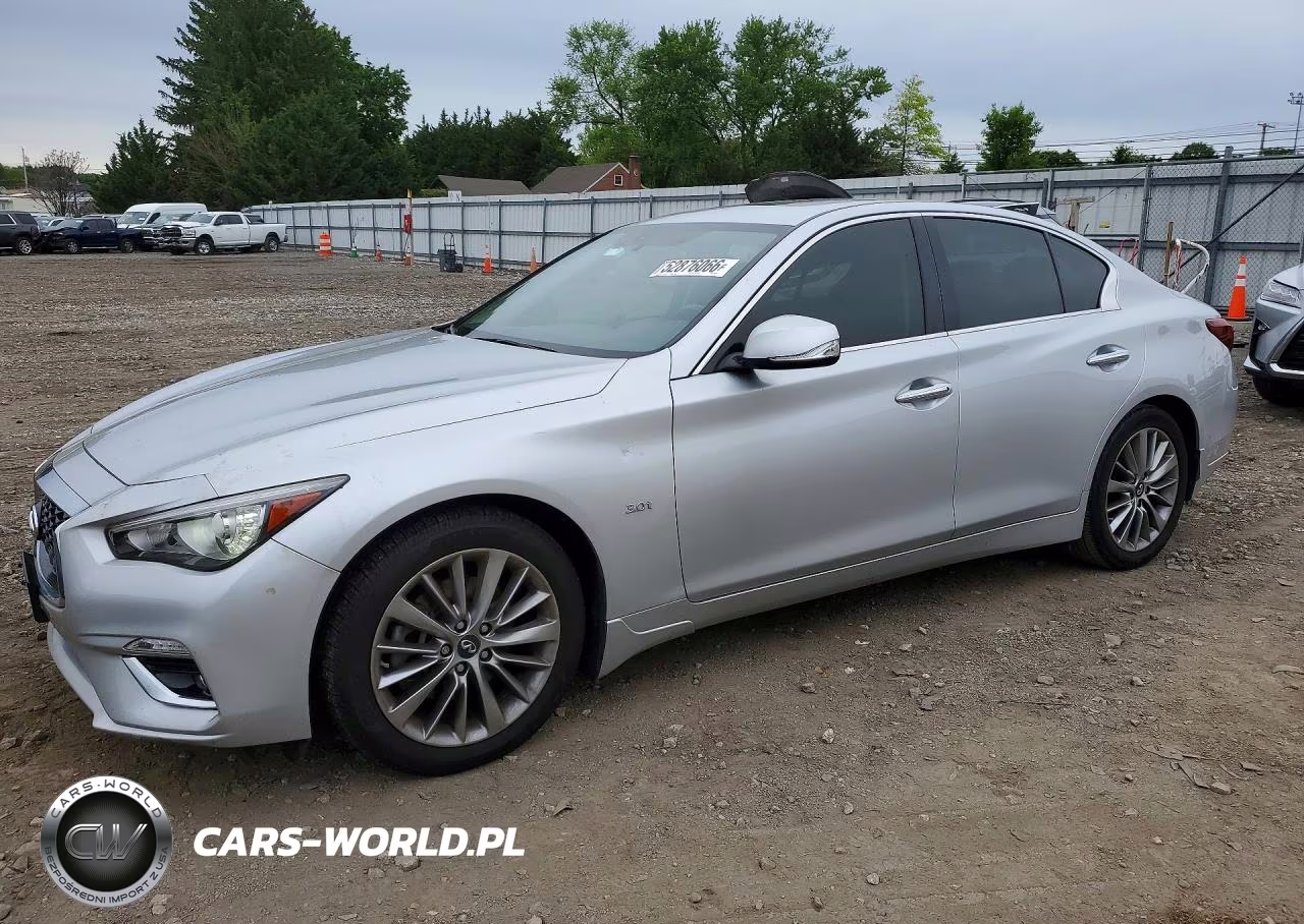 2018 Infiniti Q50 3.0T Luxe – zdjęcie 1 z 12