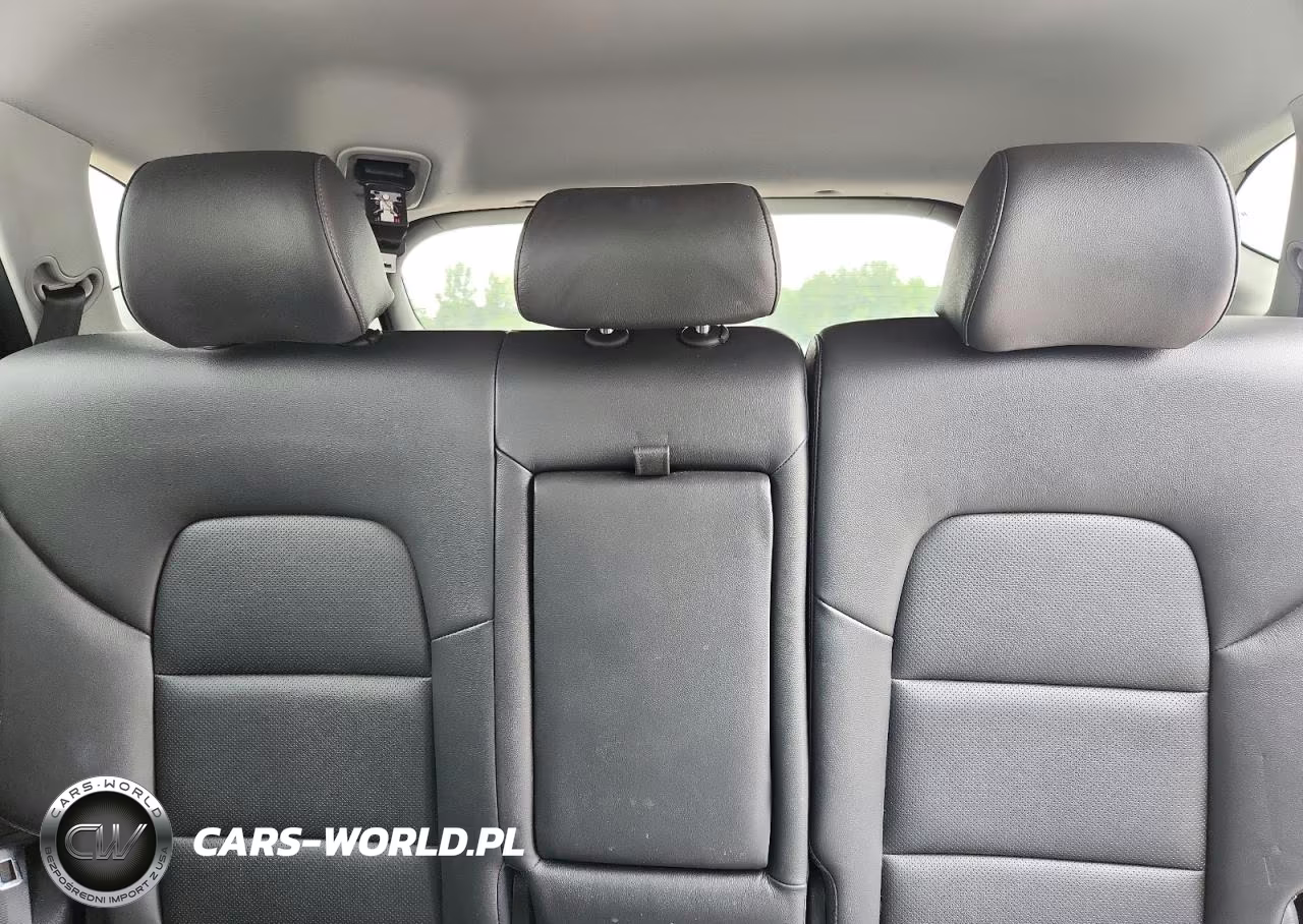 2021 Hyundai Tucson VIN:KM8J33ALXMU348680 - 10