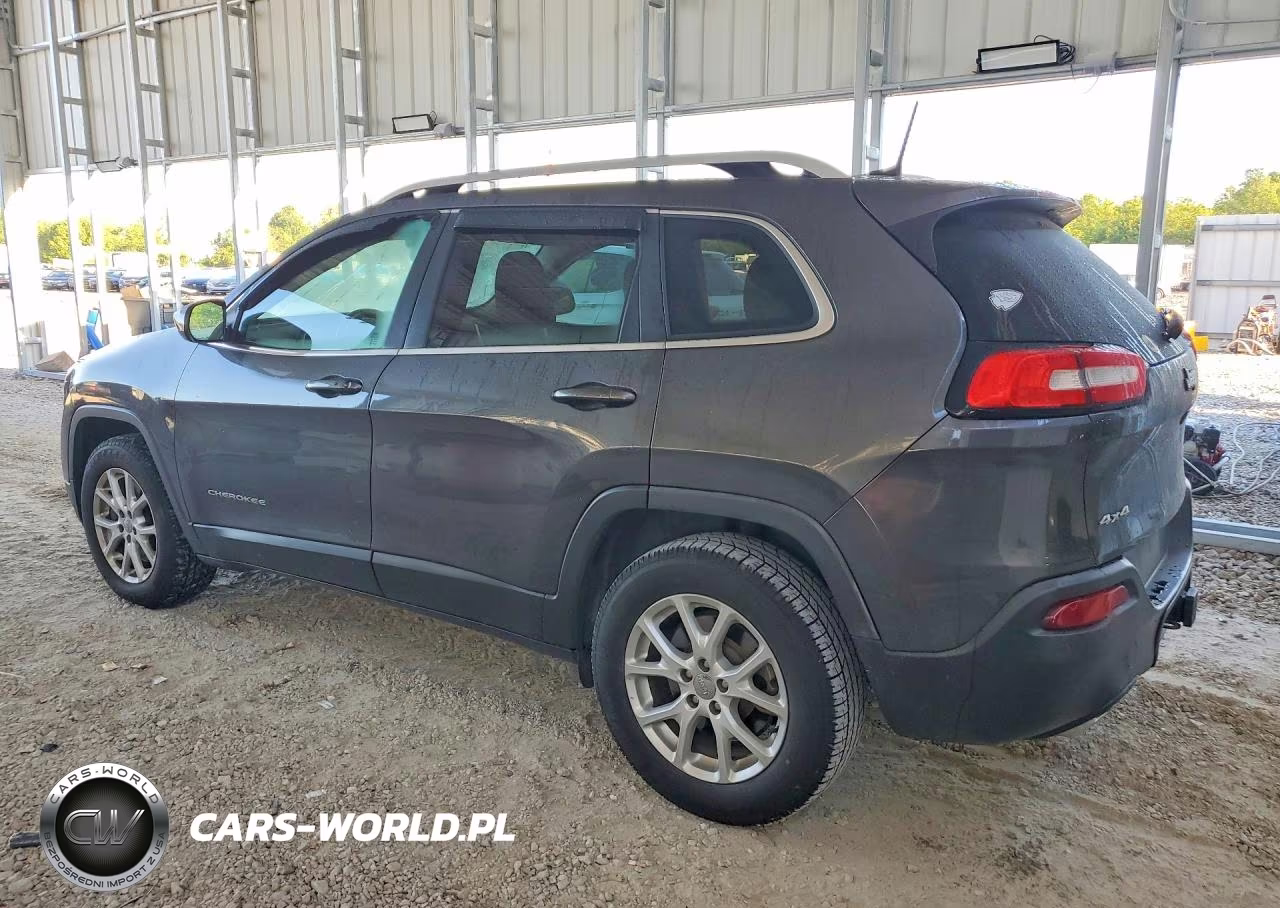 2017 Jeep Cherokee Latitude VIN:1C4PJMCS0HW576941 - 2