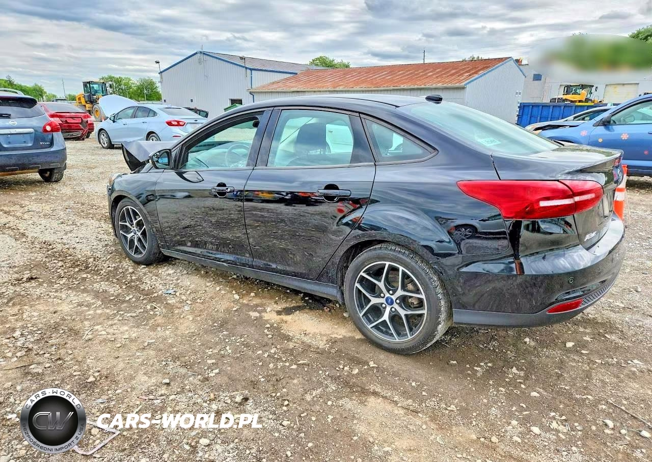 2018 Ford Focus Sel VIN:1FADP3H23JL258118 - 2