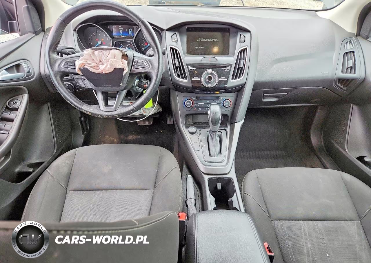 2018 Ford Focus Sel VIN:1FADP3H23JL258118 - 8