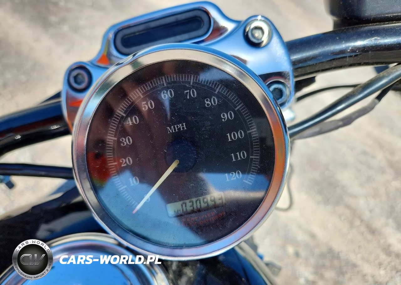 2005 Harley-Davidson Xl1200 C VIN:1HD1CGP155K442477 - 7