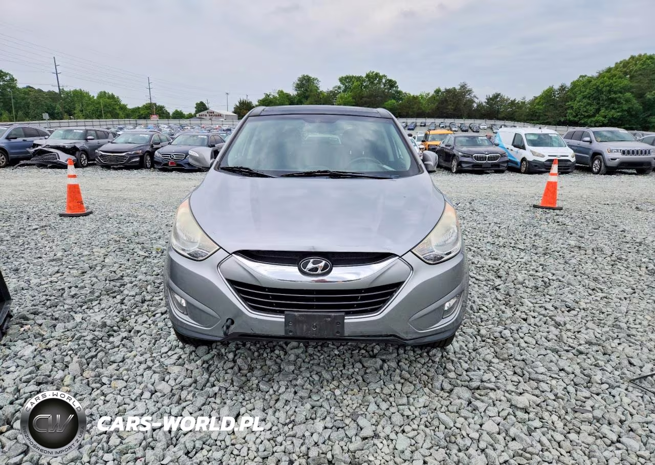 2012 Hyundai Tucson Limited VIN:KM8JU3ACXCU530875 - 5