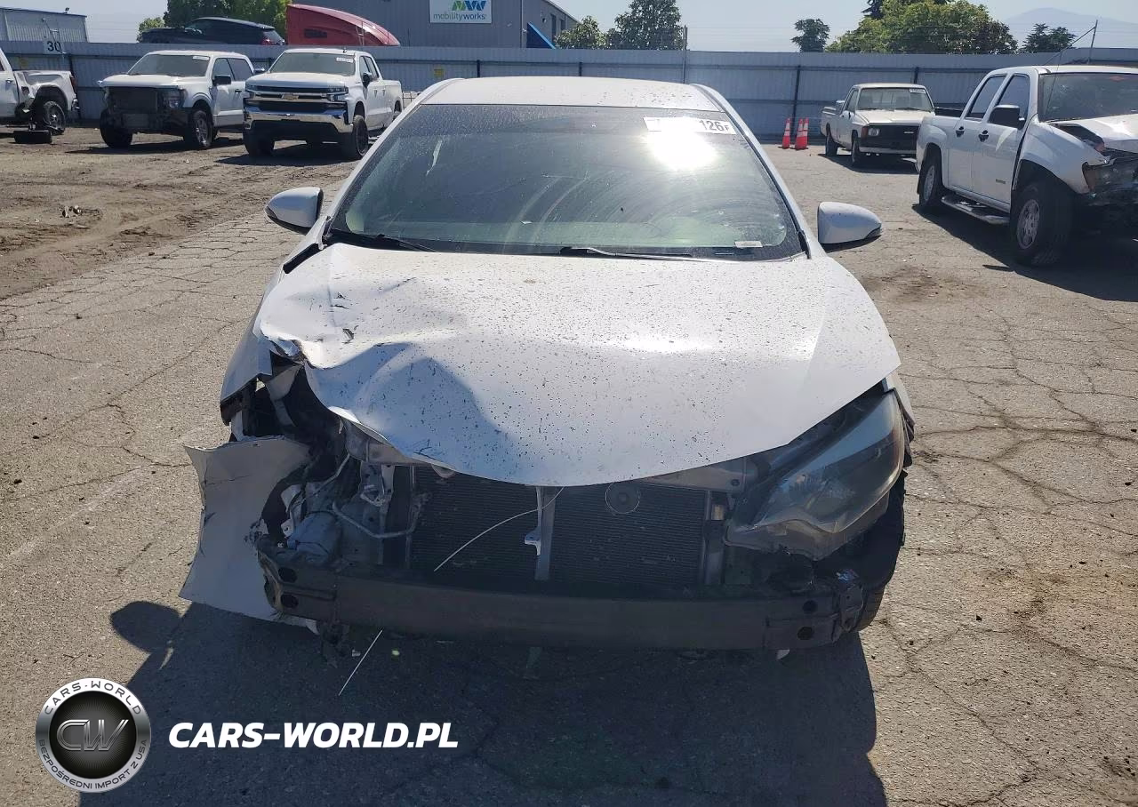 2015 Toyota Corolla S Plus VIN:5YFBURHE7FP247838 - 5