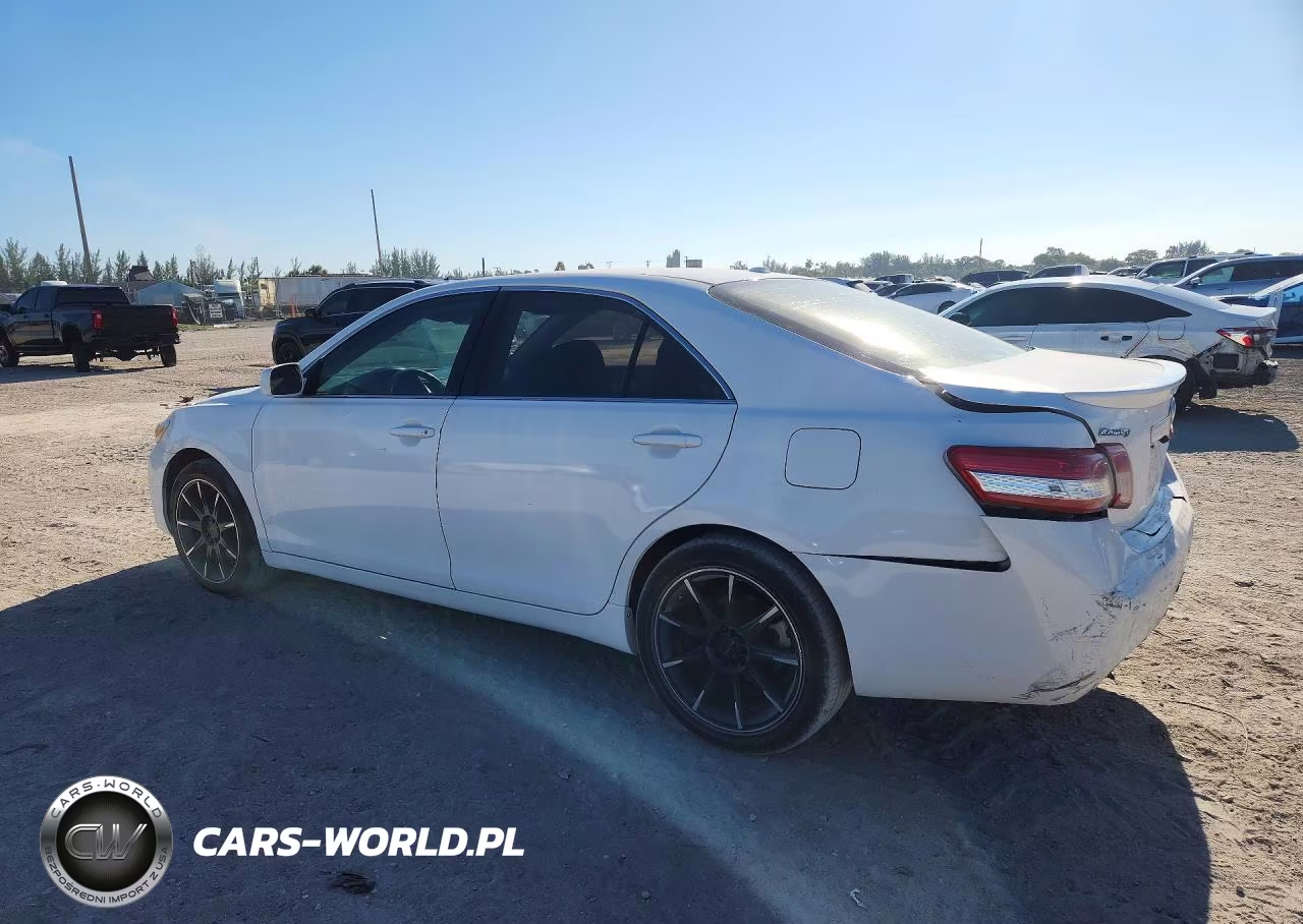 2010 Toyota Camry Le VIN:4T1BF3EK8AU533223 - 2