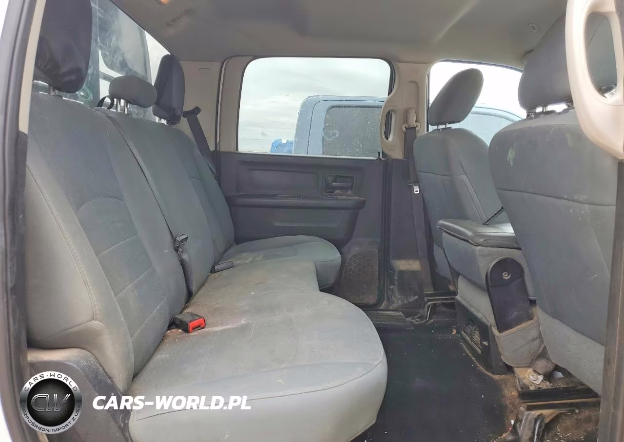 2018 Ram 3500 St VIN:3C63R3GLXJG285508 - 10
