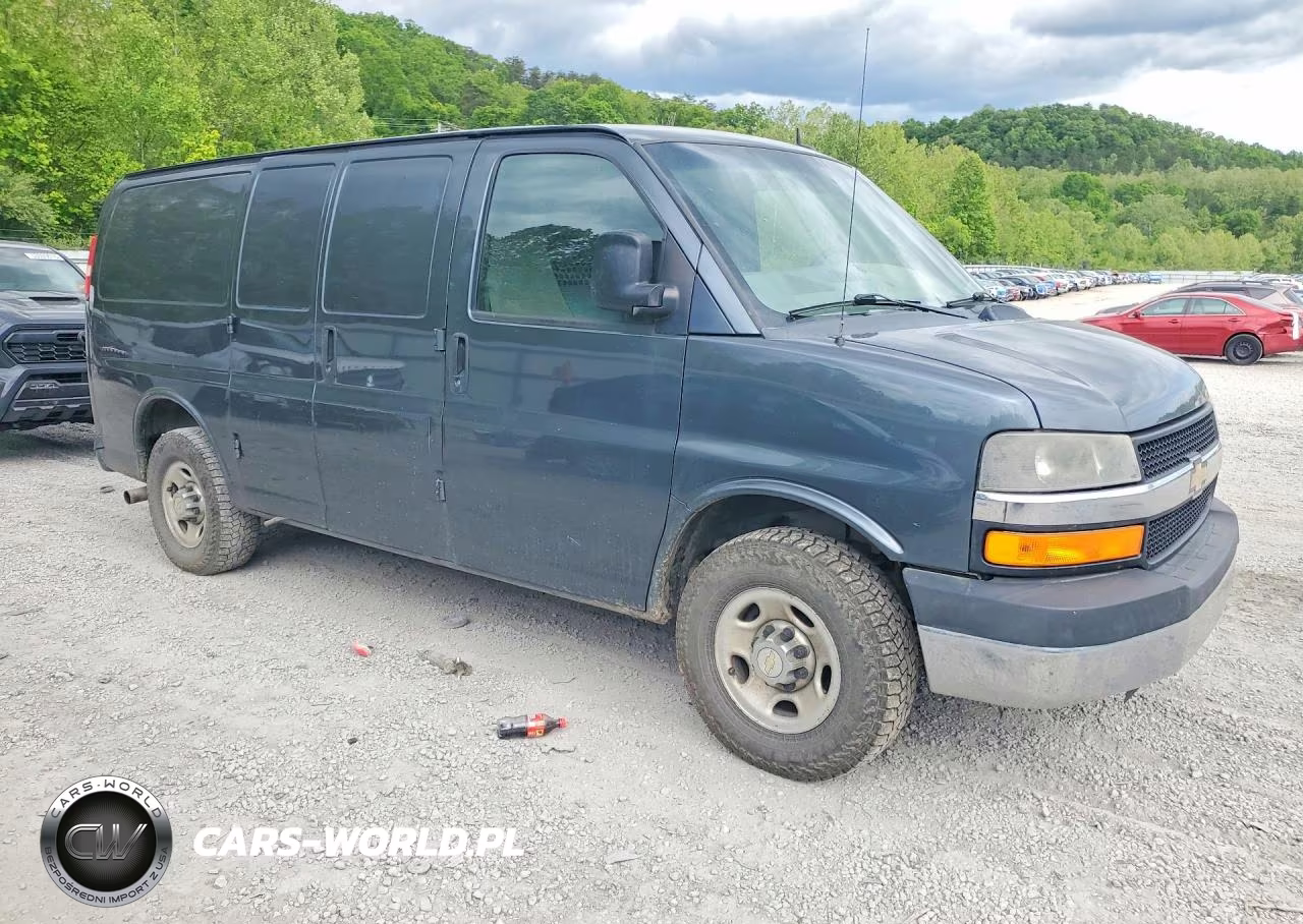 2014 Chevrolet Express G2500 VIN:1GCWGFCG9E1154600 - 4
