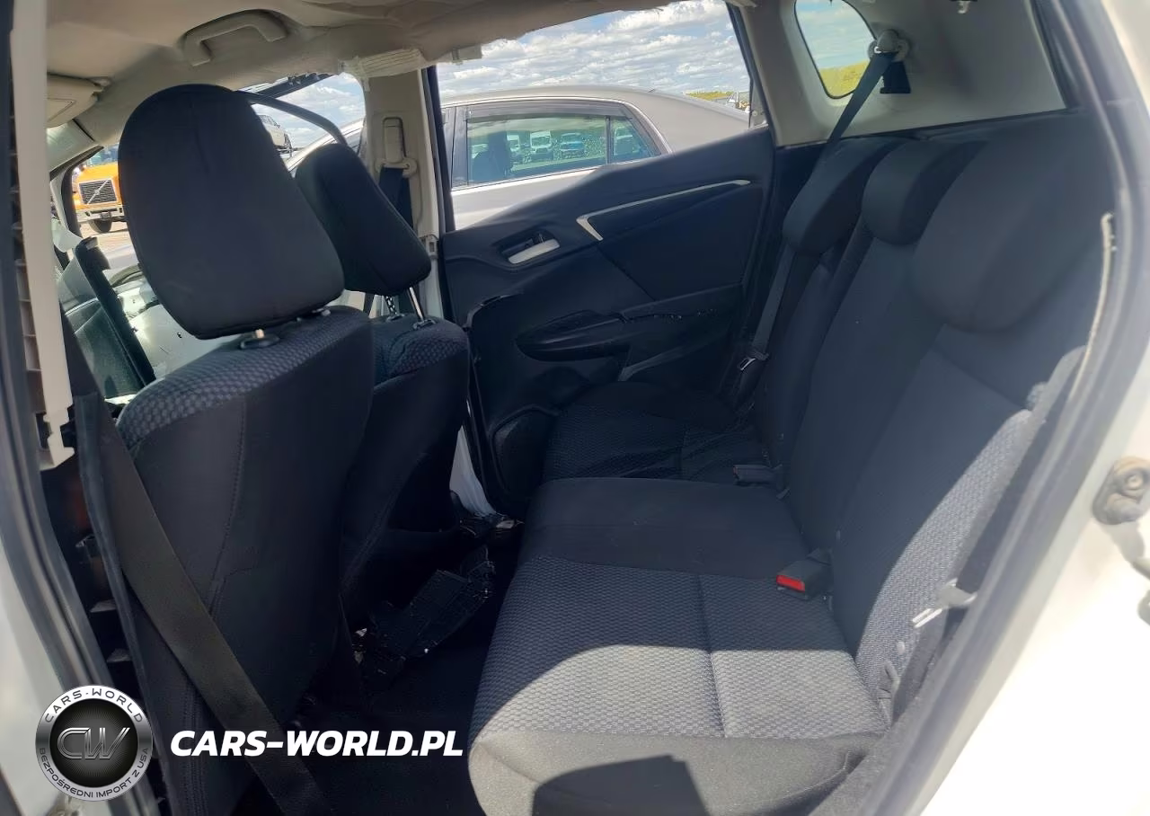 2019 Honda Fit VIN:3HGGK5H42KM731818 - 10