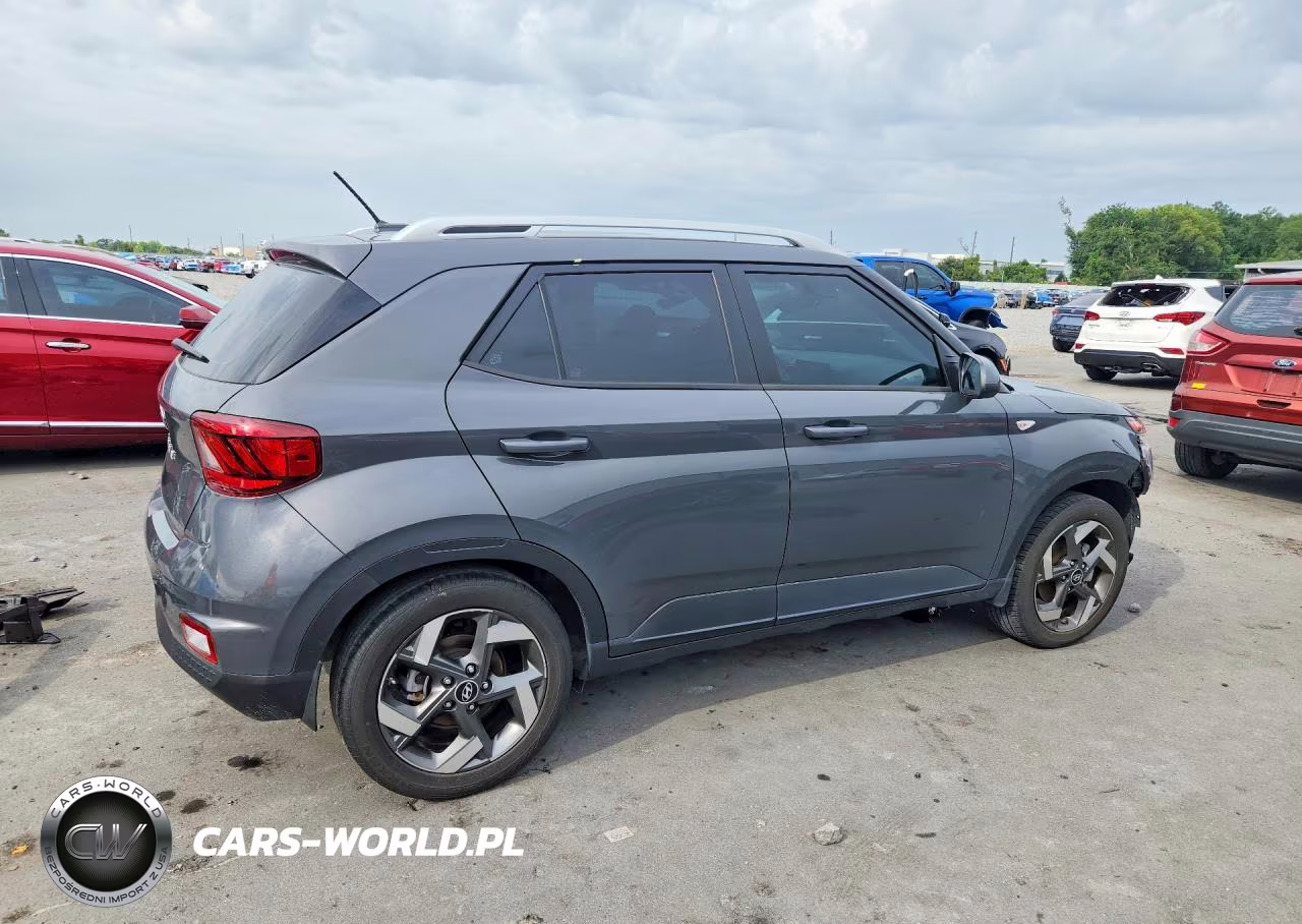 2023 Hyundai Venue Sel VIN:KMHRC8A30PU266011 - 3