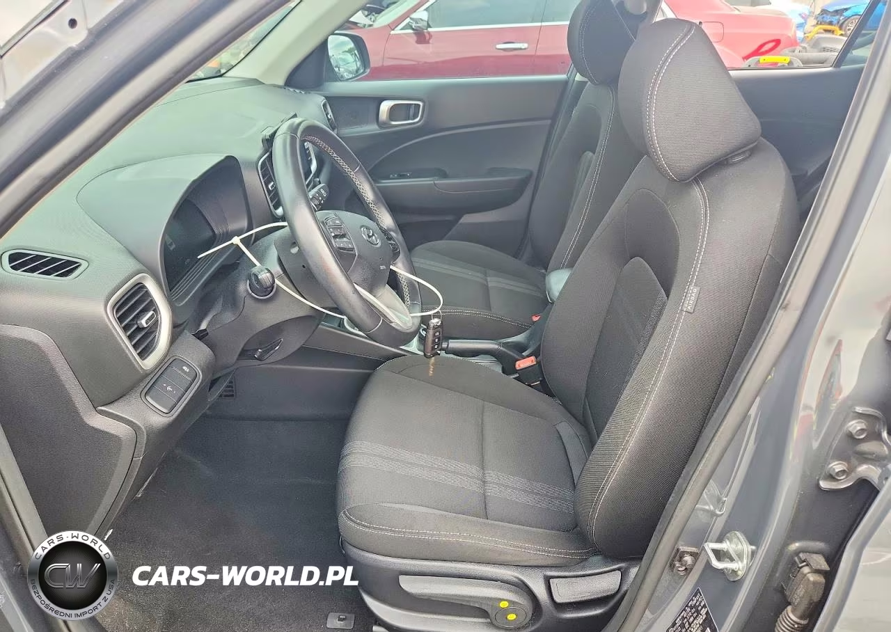 2023 Hyundai Venue Sel VIN:KMHRC8A30PU266011 - 7