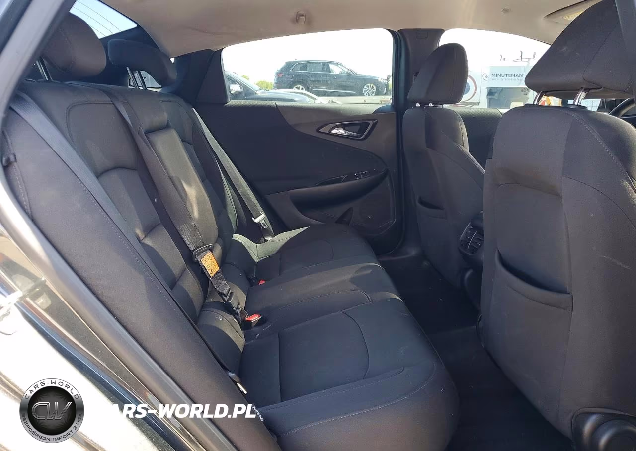 2018 Chevrolet Malibu Lt VIN:1G1ZD5STXJF187819 - 10