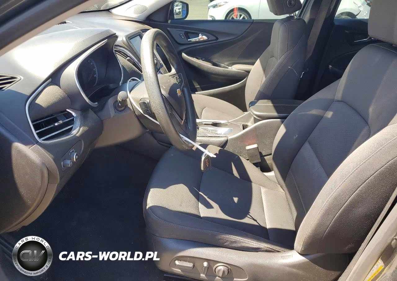 2018 Chevrolet Malibu Lt VIN:1G1ZD5STXJF187819 - 7