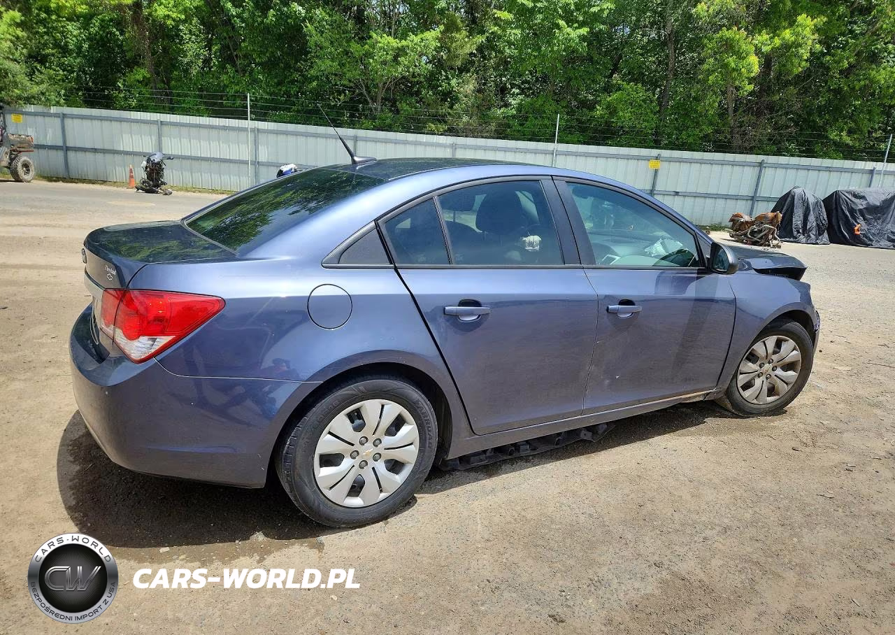 2013 Chevrolet Cruze Ls VIN:1G1PA5SHXD7161893 - 3