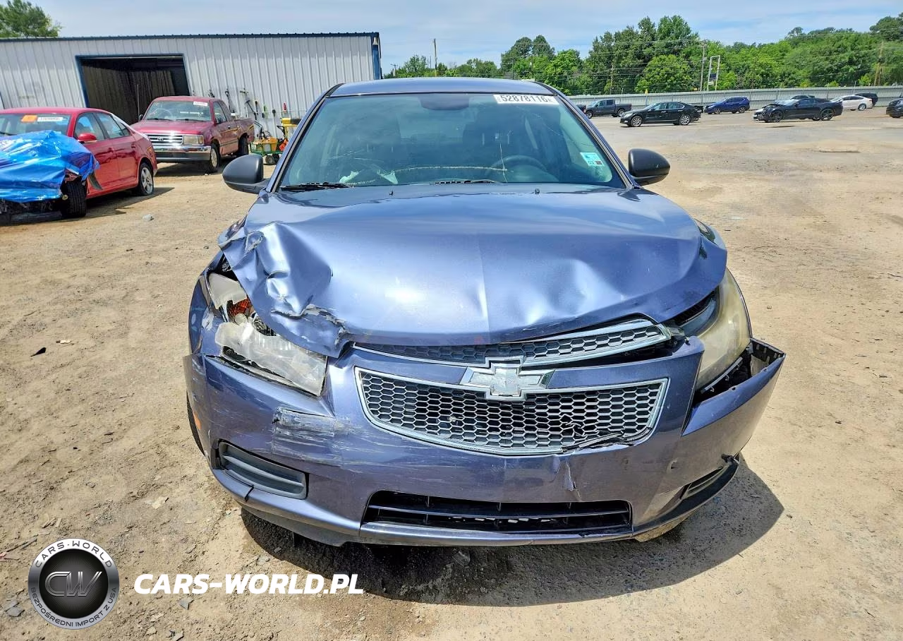 2013 Chevrolet Cruze Ls VIN:1G1PA5SHXD7161893 - 5
