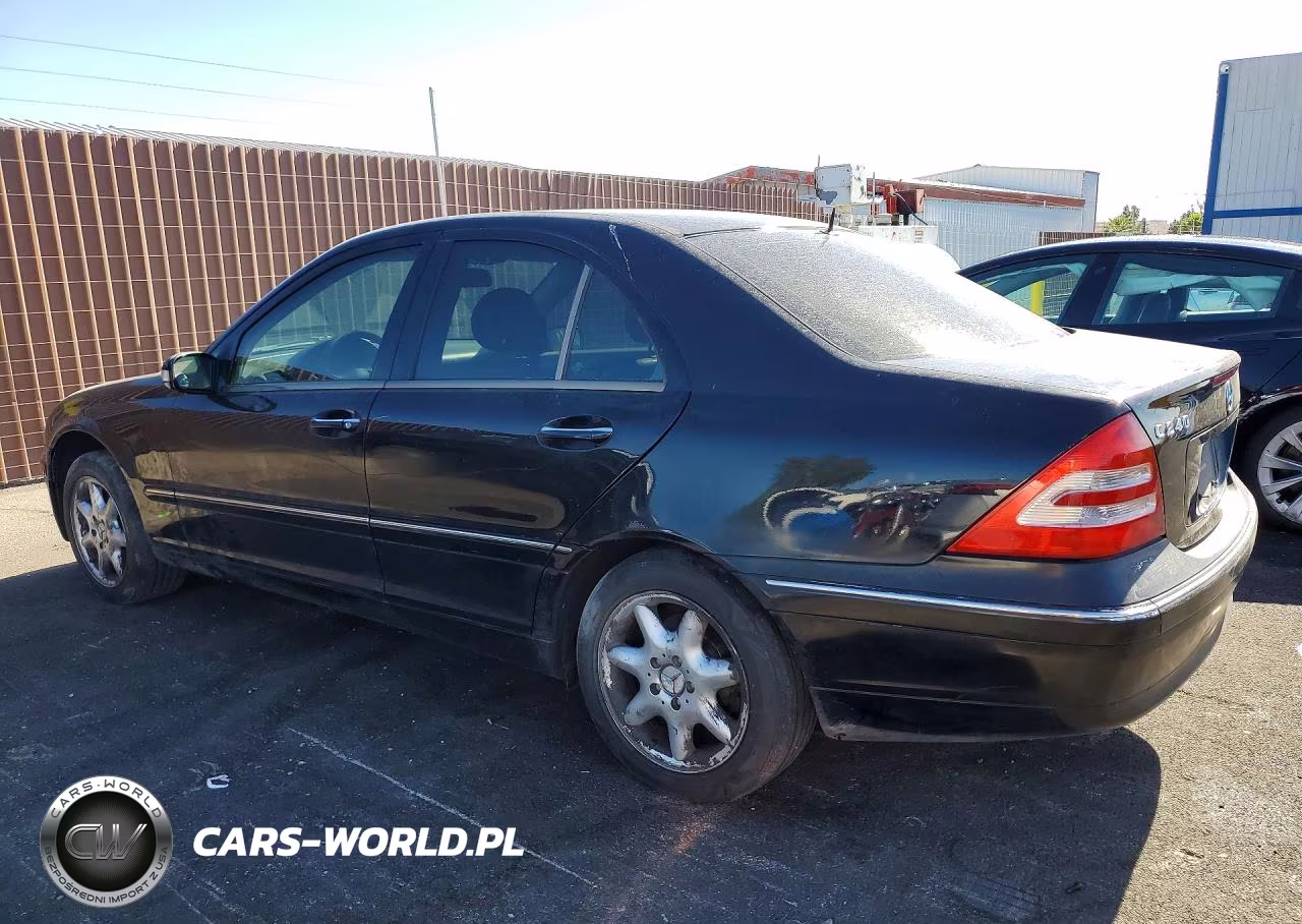 2002 Mercedes-Benz C 240 VIN:WDBRF61J42F135982 - 2