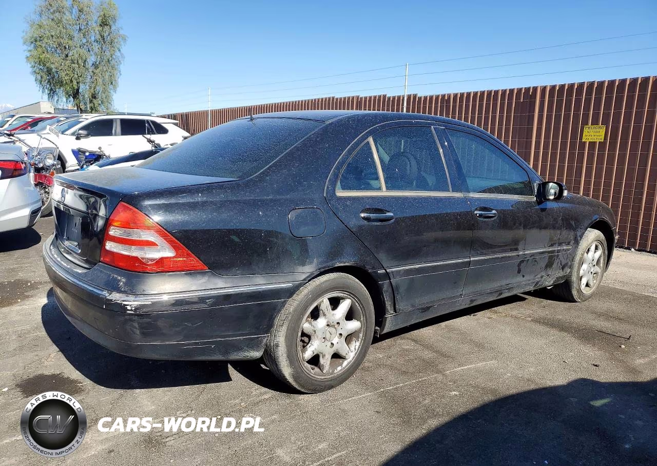2002 Mercedes-Benz C 240 VIN:WDBRF61J42F135982 - 3