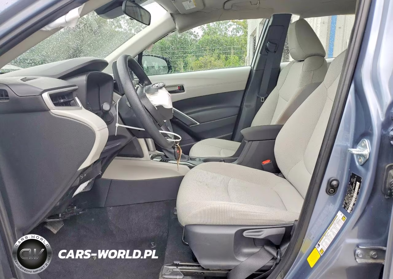 2025 Toyota Corolla Cross L VIN:7MUAAAAG3SV135210 - 7