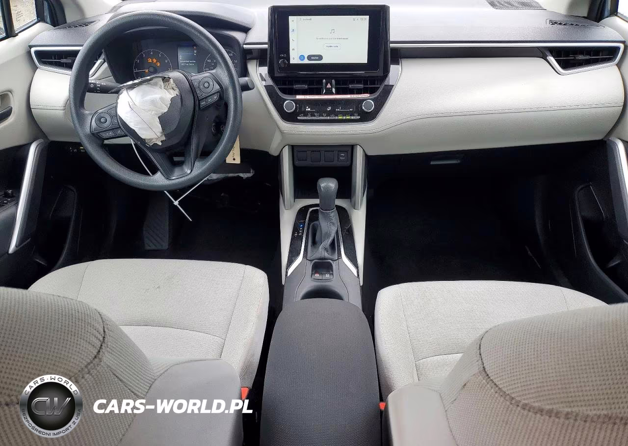 2025 Toyota Corolla Cross L VIN:7MUAAAAG3SV135210 - 8