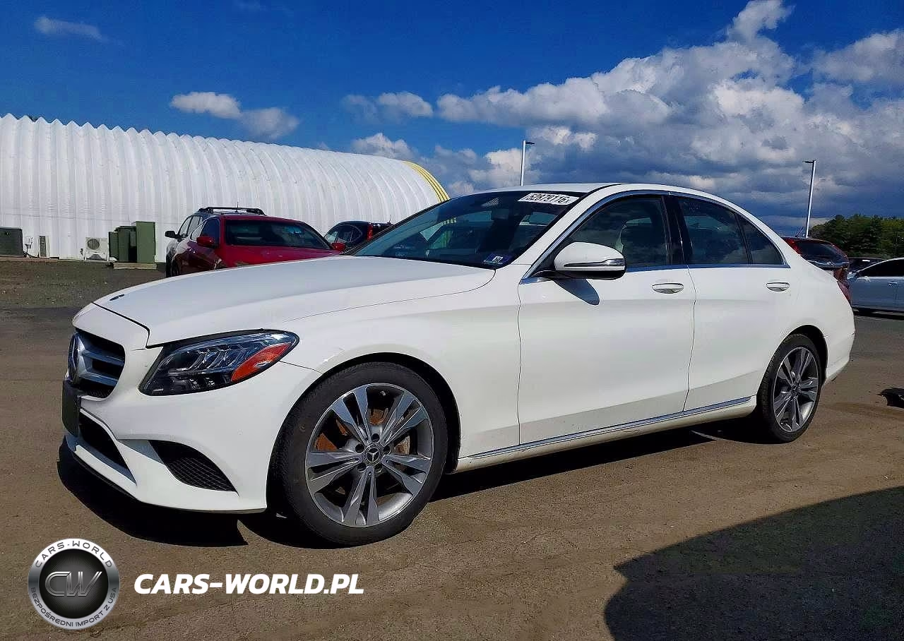 2019 Mercedes-Benz C 300