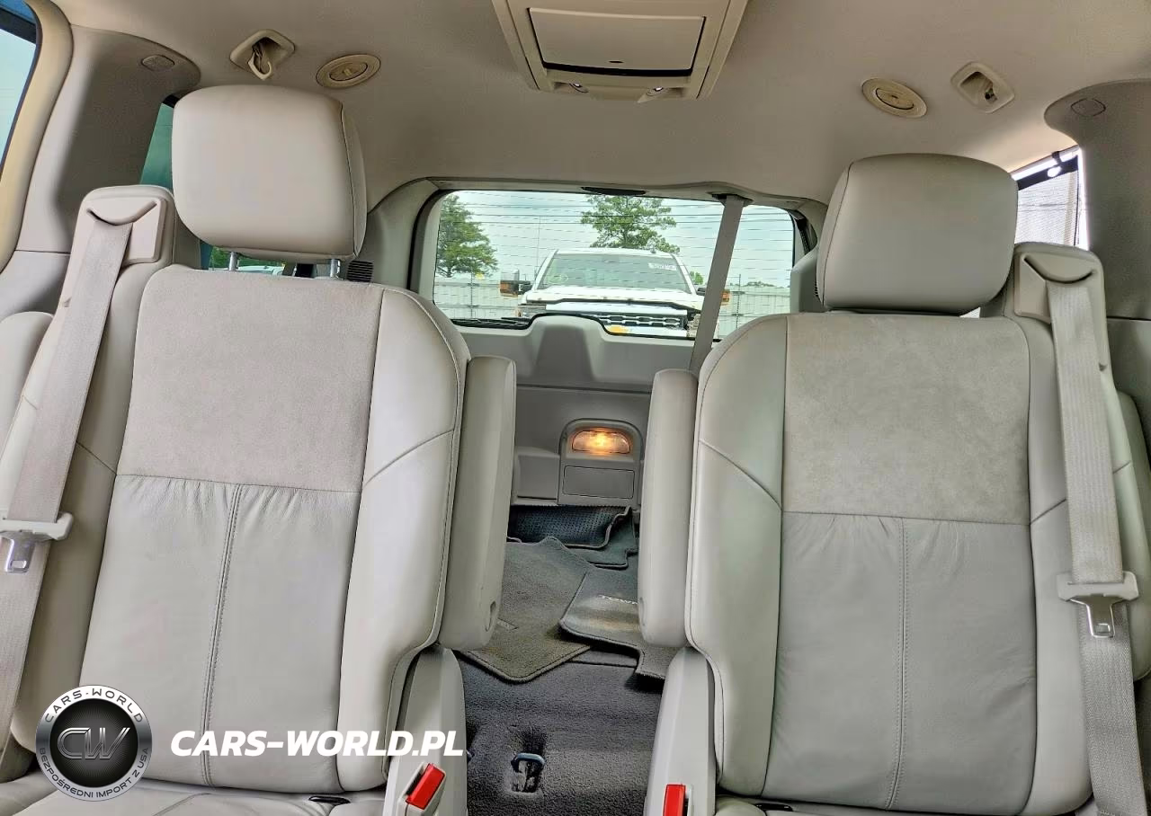 2009 Chrysler Town & Country Limited VIN:2A8HR64X19R592846 - 10
