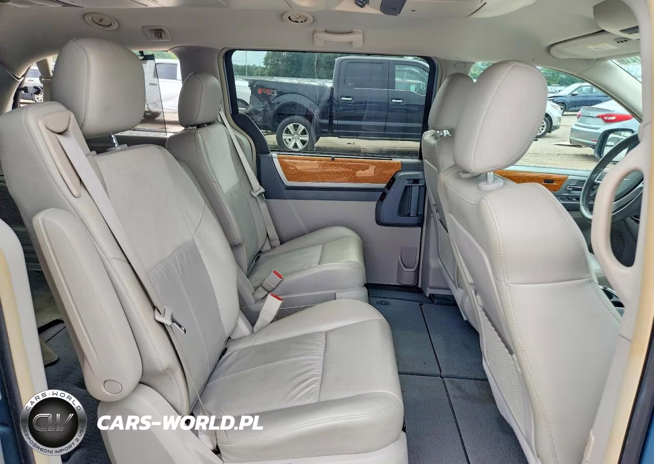 2009 Chrysler Town & Country Limited VIN:2A8HR64X19R592846 - 11