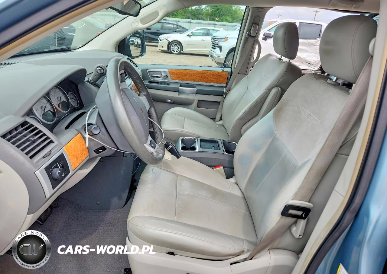 2009 Chrysler Town & Country Limited VIN:2A8HR64X19R592846 - 7