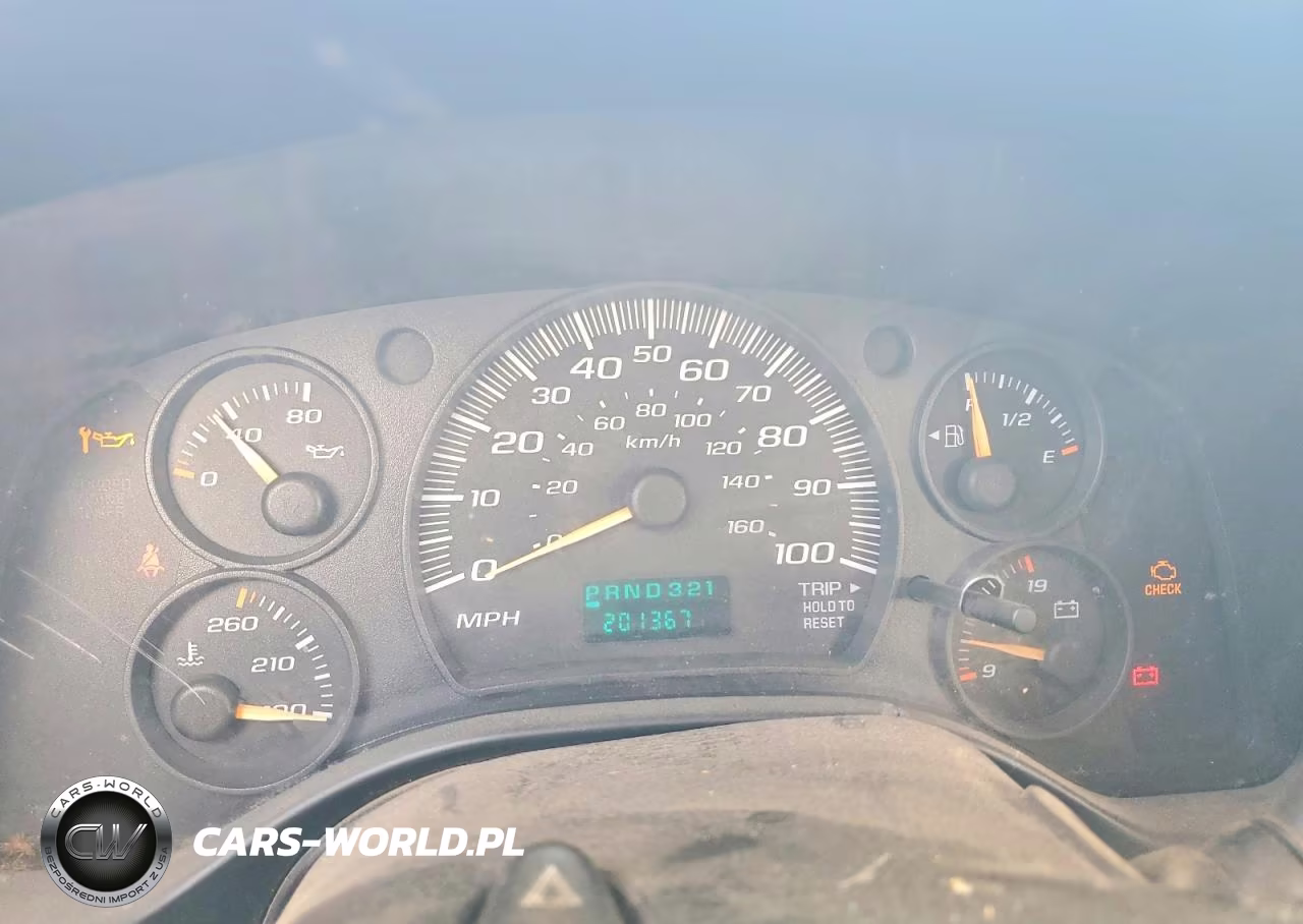 2004 Chevrolet Express G2500 VIN:1GAGG25UX41247827 - 9
