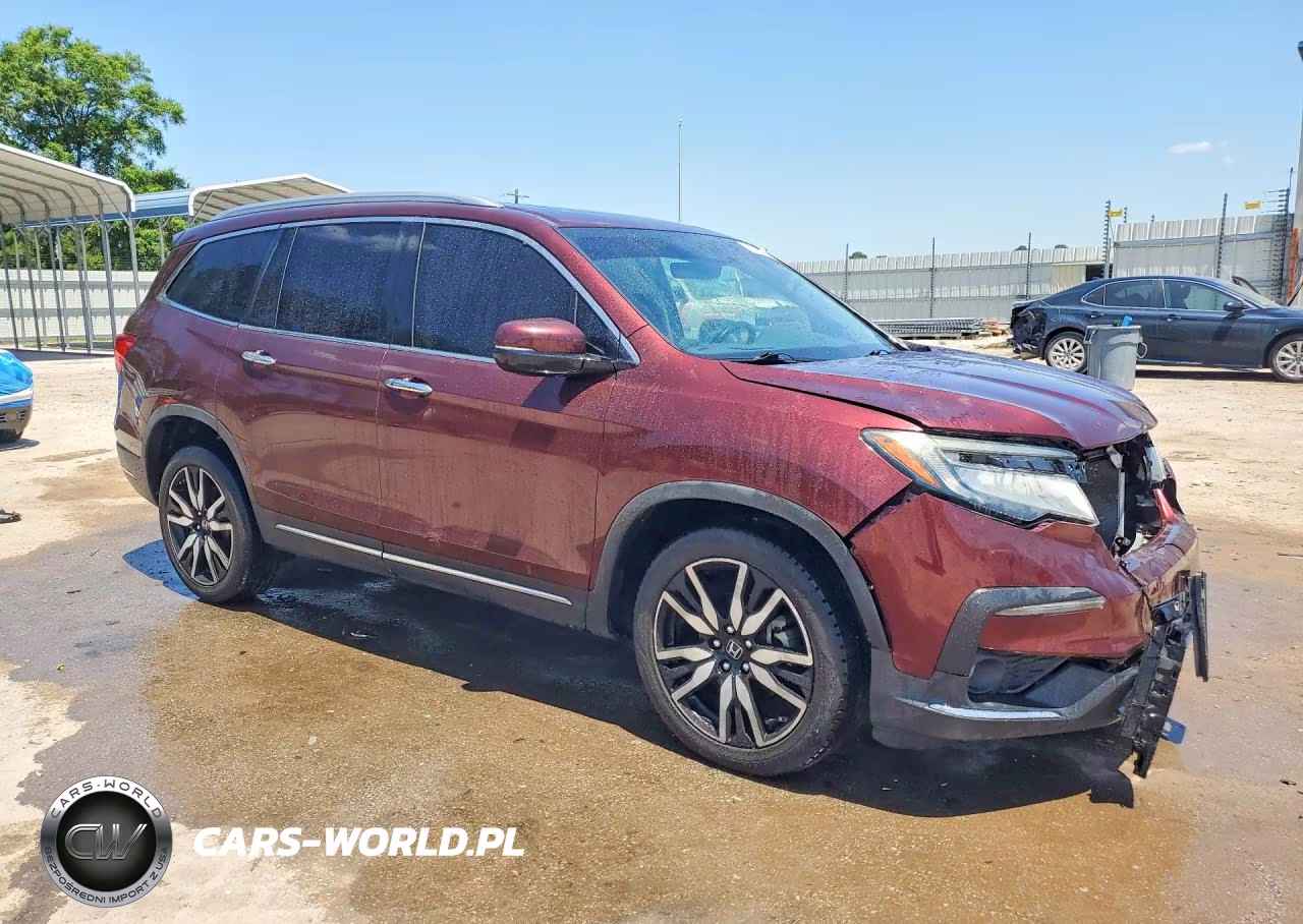 2019 Honda Pilot Touring VIN:5FNYF6H91KB079657 - 4