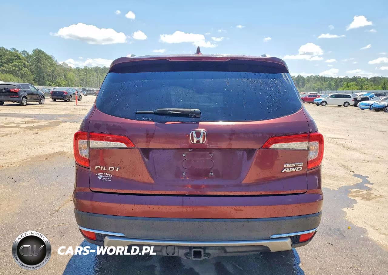 2019 Honda Pilot Touring VIN:5FNYF6H91KB079657 - 6