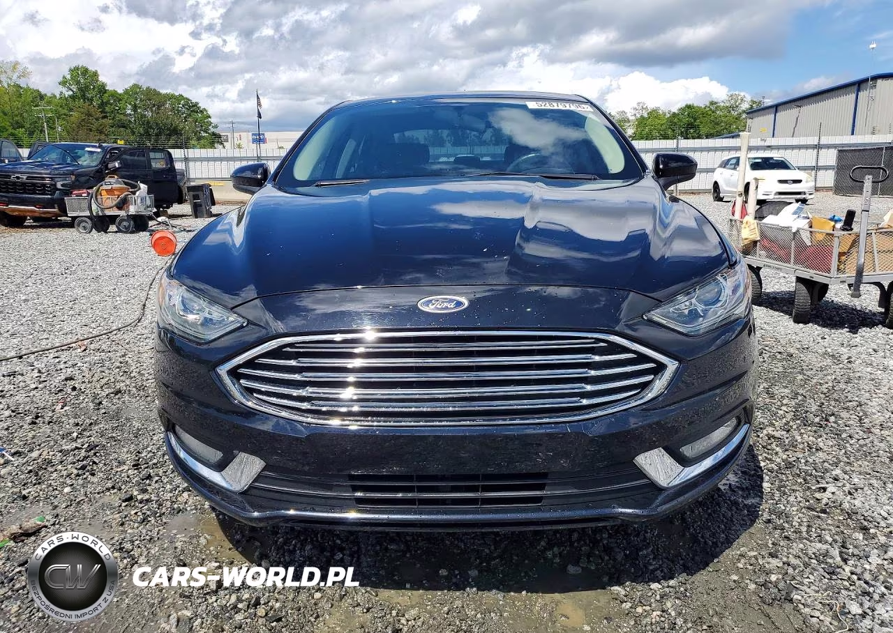 2018 Ford Fusion Se VIN:3FA6P0H7XJR126641 - 5