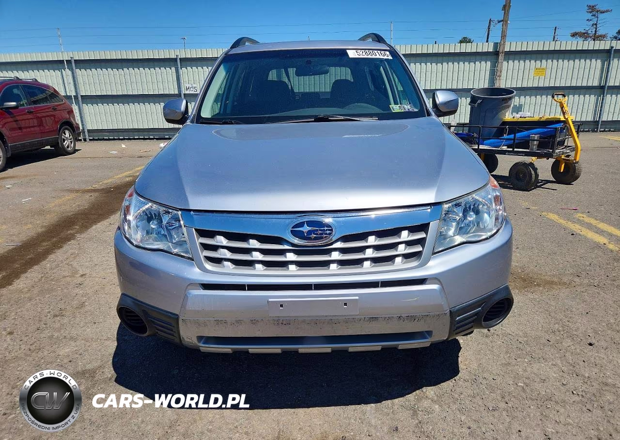 2013 Subaru Forester 2.5X Premium VIN:JF2SHADC1DH429605 - 5