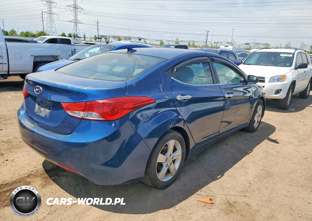 2013 Hyundai Elantra Gls VIN:KMHDH4AE4DU997784 - 3